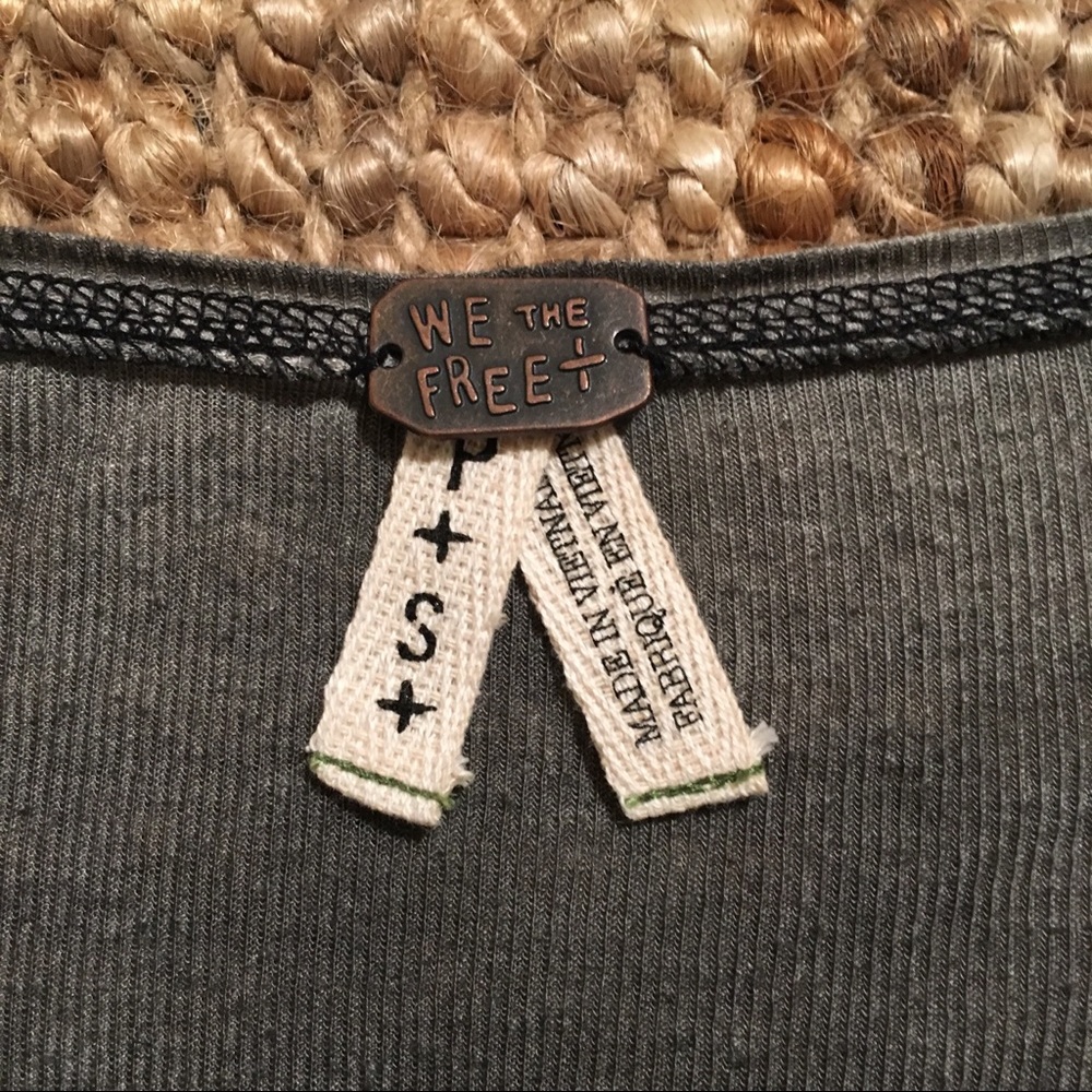 NWT FREE PEOPLE BLACK/GRAY LIGHT SWING TOP - Picture 3 of 5